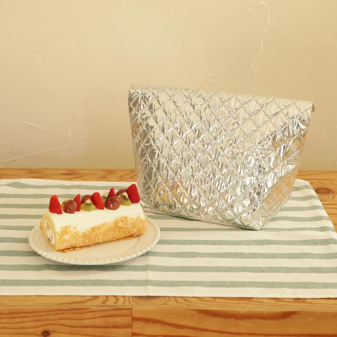 既製品】ロールケーキ用保冷平袋 トータルパッケージユニット